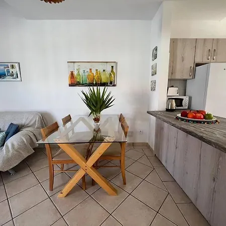 The Prime Location Lovely 1 Bedroom アパート パ フォス