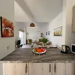 The Prime Location Lovely 1 Bedroom *