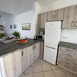 The Prime Location Lovely 1 Bedroom
