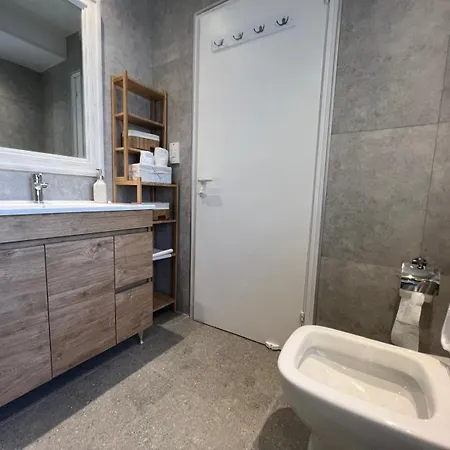 The Prime Location Lovely 1 Bedroom