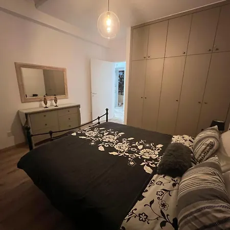 The Prime Location Lovely 1 Bedroom شقة *