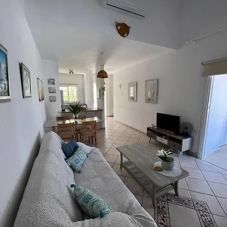 The Prime Location Lovely 1 Bedroom Apartament *