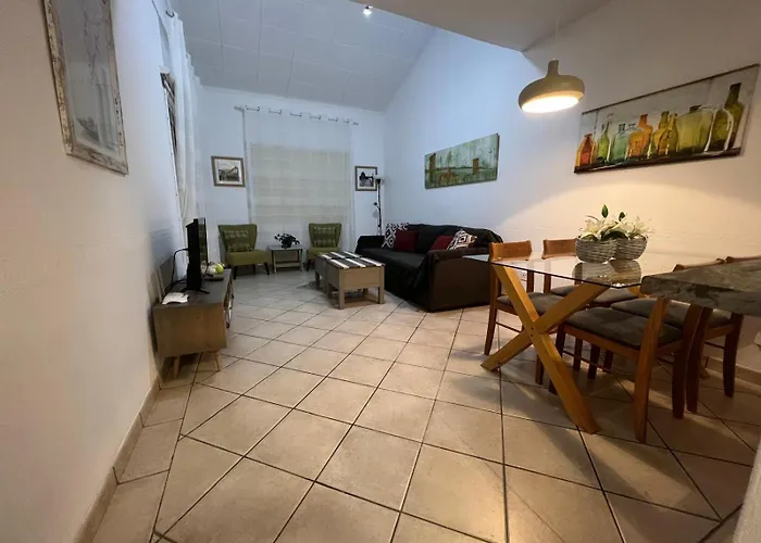 The Prime Location Lovely 1 Bedroom Lejlighed